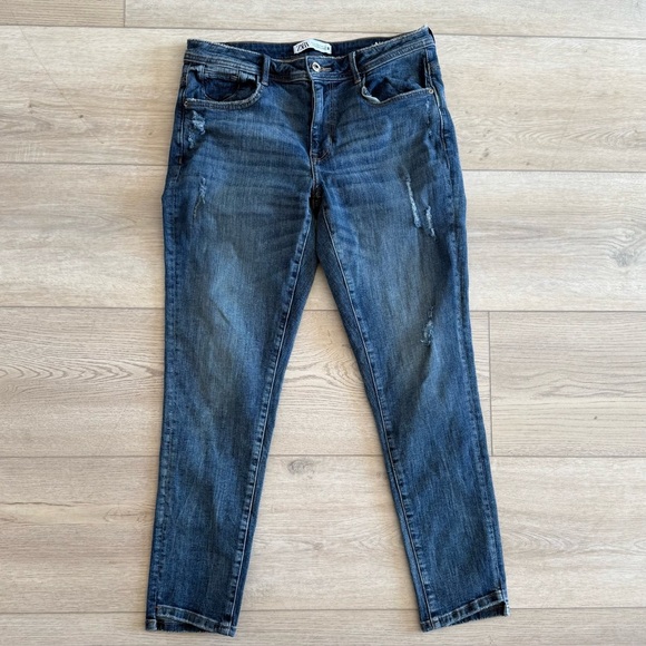Zara Dark Wash‎ Light Distressing Straight Leg High Rise Stretch Women’s 10 EUC - Picture 3 of 11